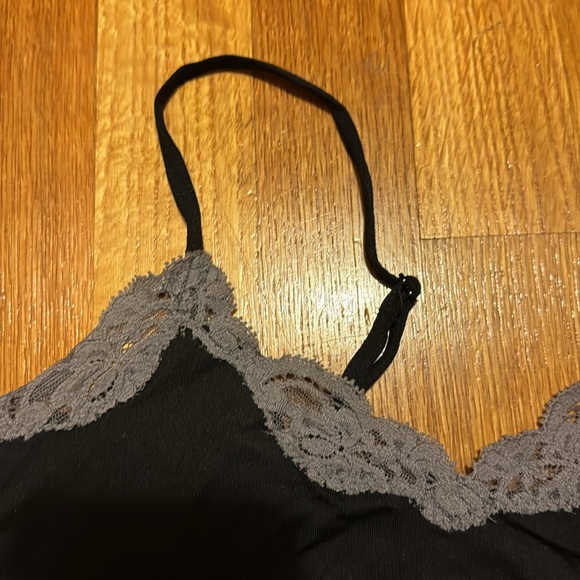 ONLY HEARTS.Made in NYC. Size S.Black cami with purpleish gray lace.Nylon/lycra. - Picture 5 of 5